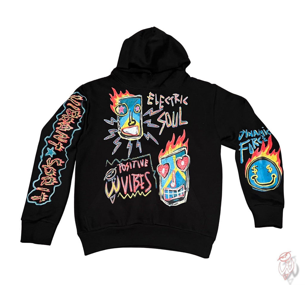 5 Ways to Style Graphic Hoodies| From Streetwear to Chic